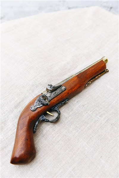 �������� 18 ����